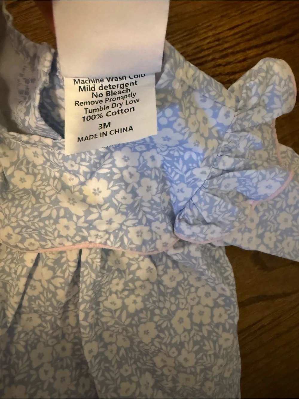 Stitchy Fish Blue White Floral Bubble with Pink Trim 3M